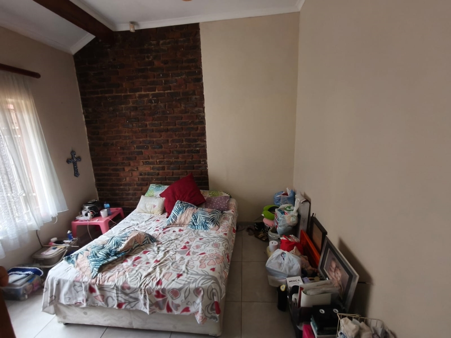 5 Bedroom Property for Sale in Cashan North West